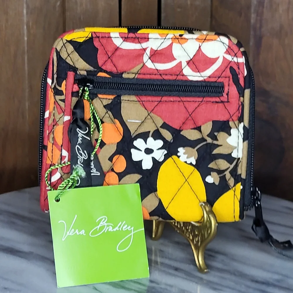 Vera Bradley Zip Zip Wallet - Picture 1 of 13